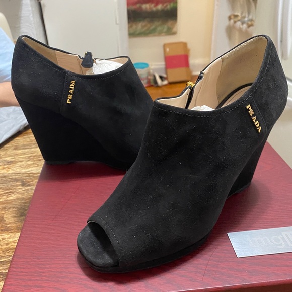 NEW PRADA woman suede shoes - Picture 2 of 5